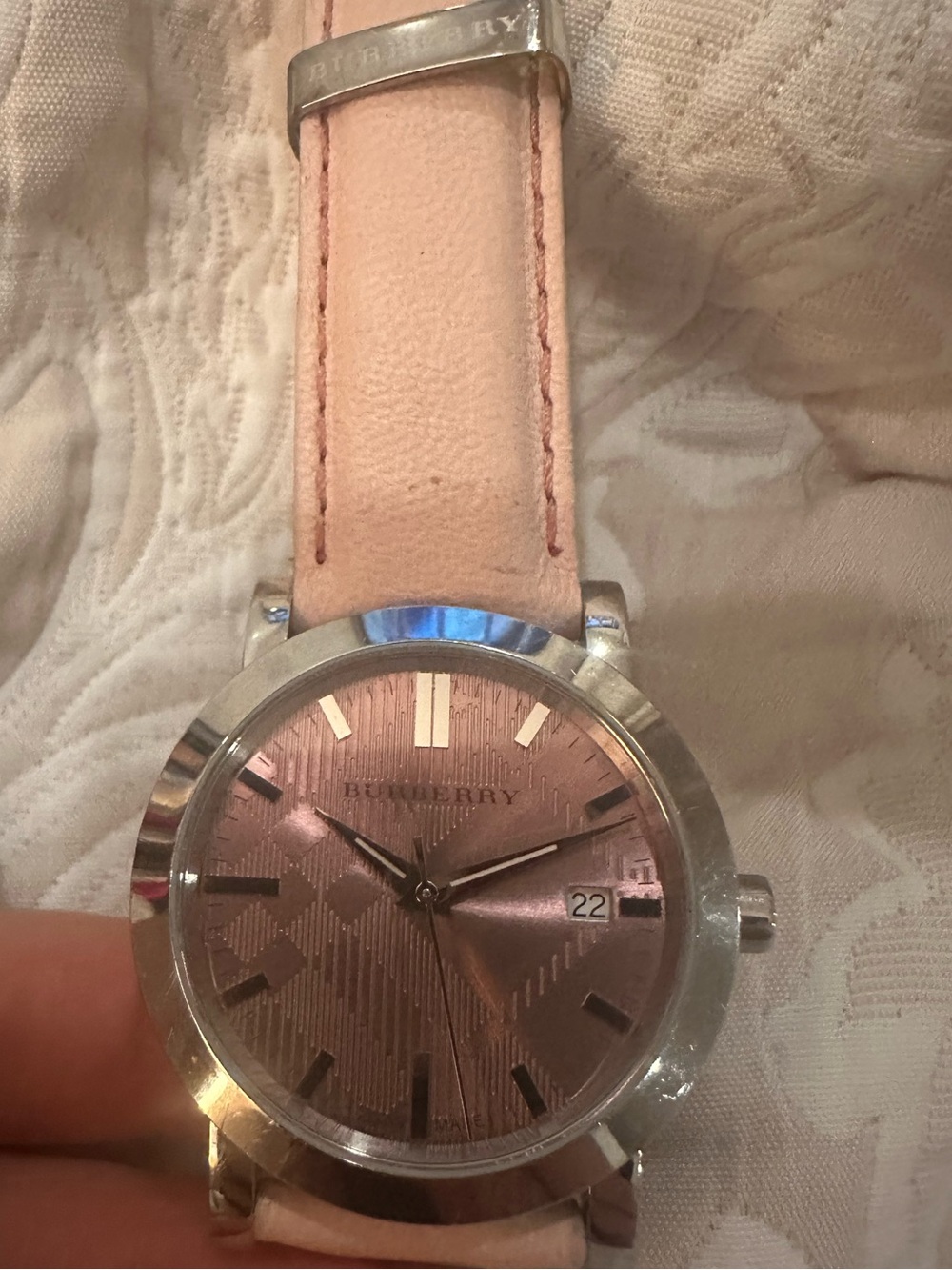 BURBERRY watch pink -AUTHENTIC! Needs battery !